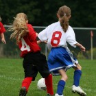 Niños practicando deporte